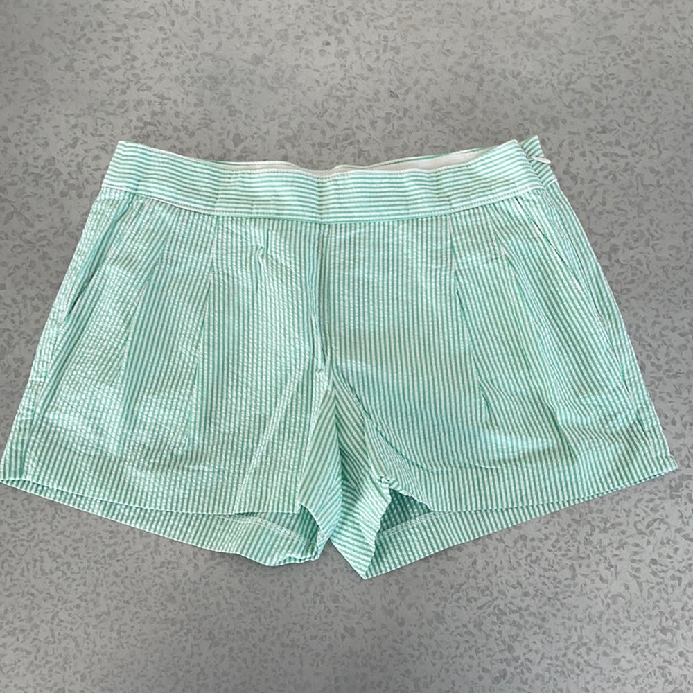 J CREW NWOT Green seersucker side zip shorts 4